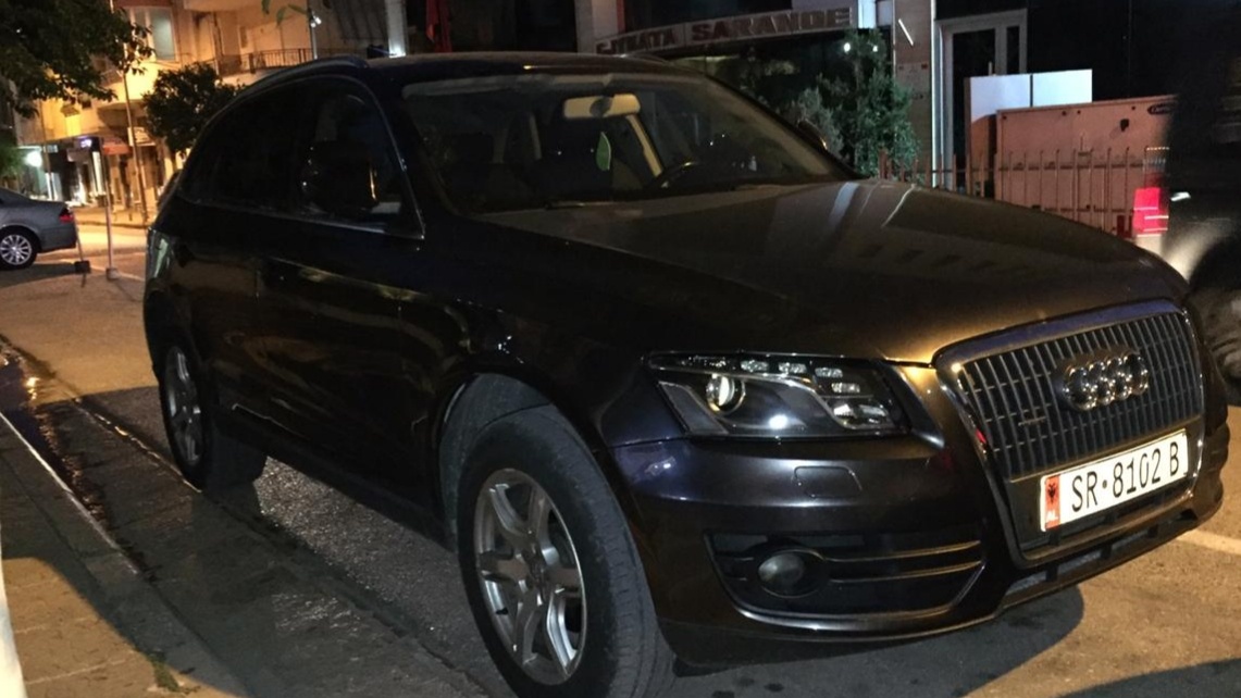 Prokurori Sali Hasa braktis automjetin luksoz me targa fallso