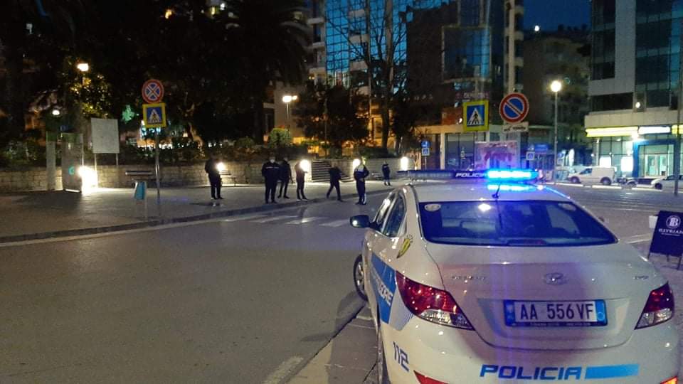 Policia e Sarandës bllokon 6 automjete, pezullohen 6 leje drejtimi
