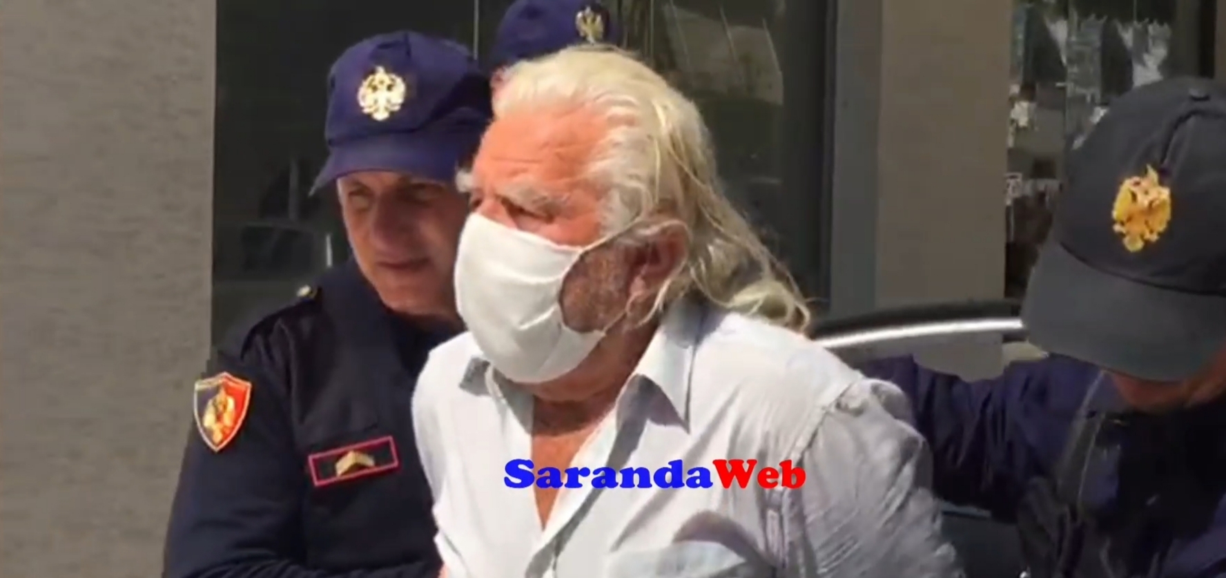 72-vjeçari i akuzuar për pedofili del përpara Gjykatës së Sarandës