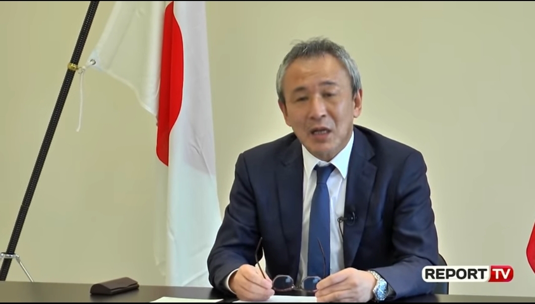 Ambasadori japonez: Do të ofrojmë falas për Shqipërinë ilaçin që po përdoret kundër COVID-19