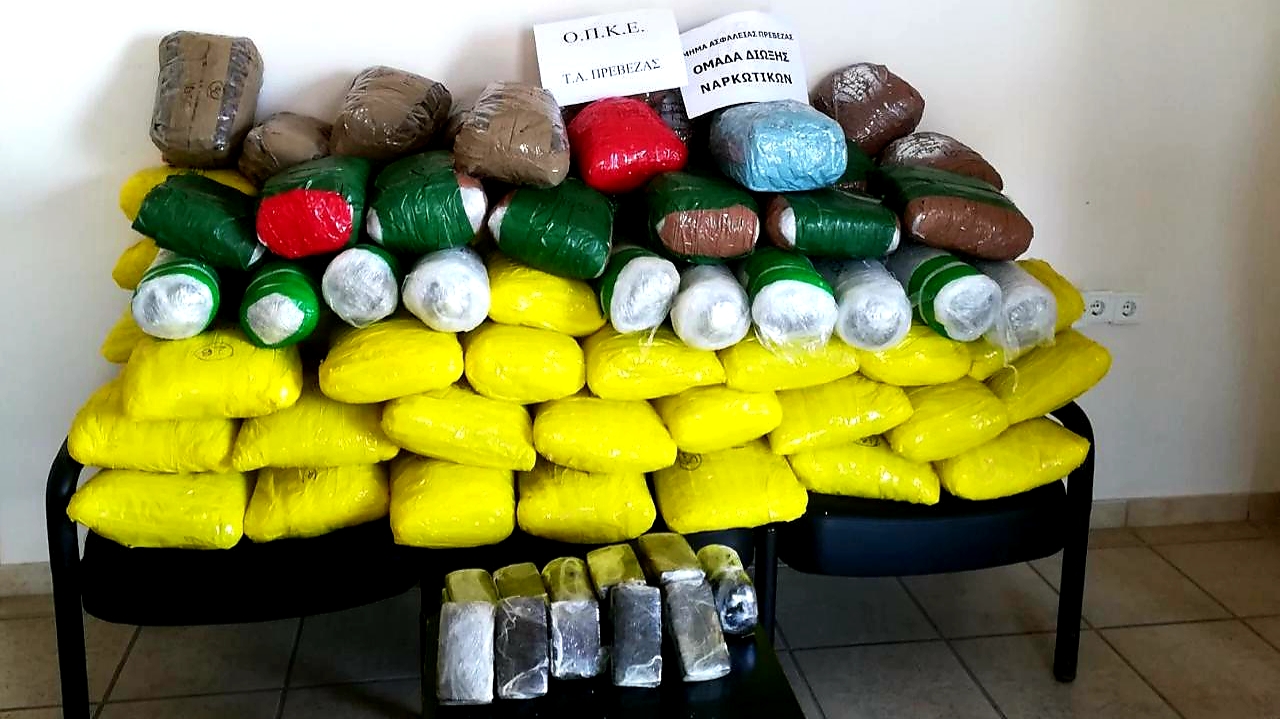Më shumë se 100 kg kanabis në duart e policisë greke
