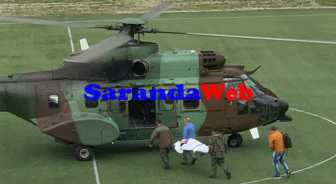 Helikopteri i Forcave të Armatosura ulje emergjente në stadiumin e qytetit të Sarandës