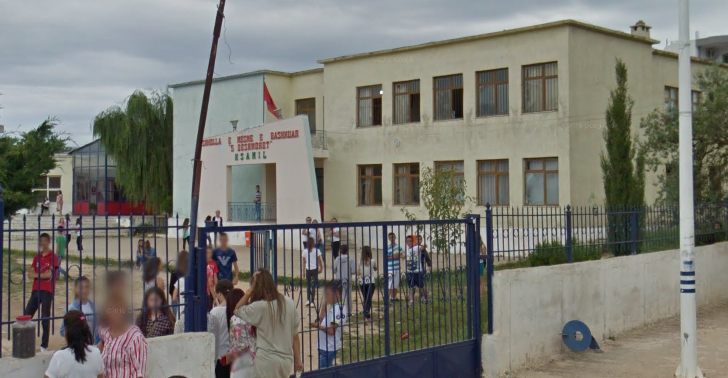 Mungesë fondesh/ Anullohet tenderi për izolimin e taracës së shkollës në Ksamil