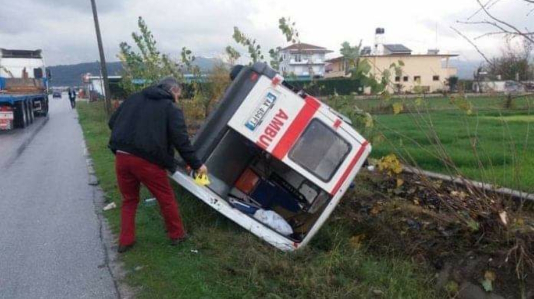 Aksidenti i tretë brenda vitit me humbje jete i ambulancave të spitalit Sarandë/ Policia arreston shoferin