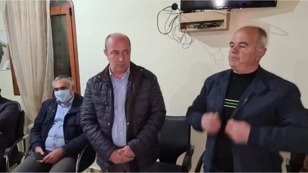 Kandidati Niko Kuri takim me banoret  e minoritetit grek ne Dhrovjan