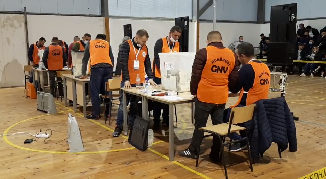 Përfundon numërimi i votave në Konispol, PS fiton 57% të votave, PD 34%