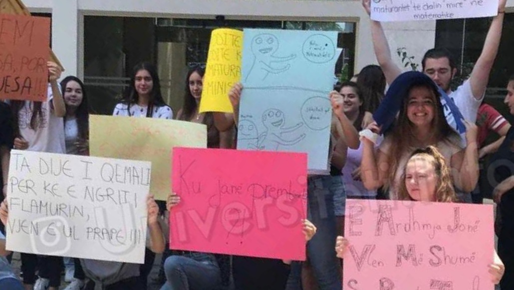 Pas protestave të maturantëve reagon ministrja Kushi: Po rishikojme nivelin e vështirësisë së pyetjeve të provimit