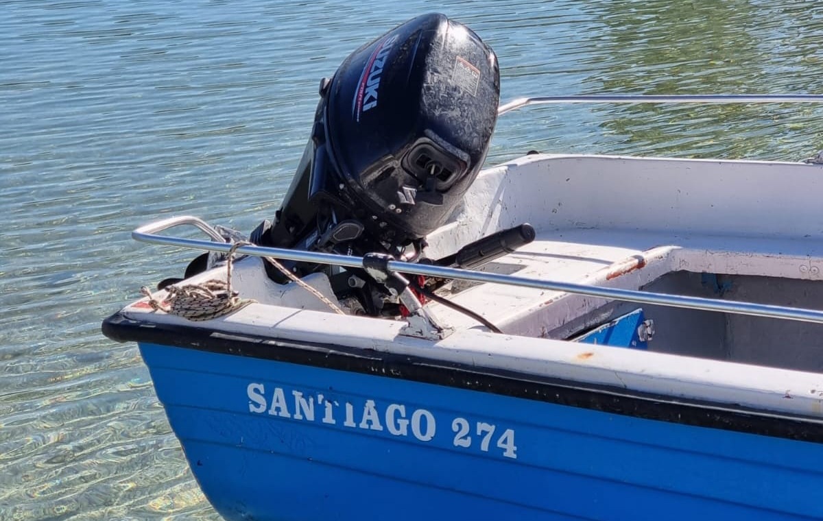Policia kap një varkë peshkimi pa dokumenta, procedohen 2 vëllezërit