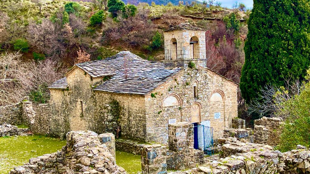 Manastiri Kameno dhe Kisha  Shën Mëria Kameno, Kakodhiq, Delvinë &#8211; VIDEO