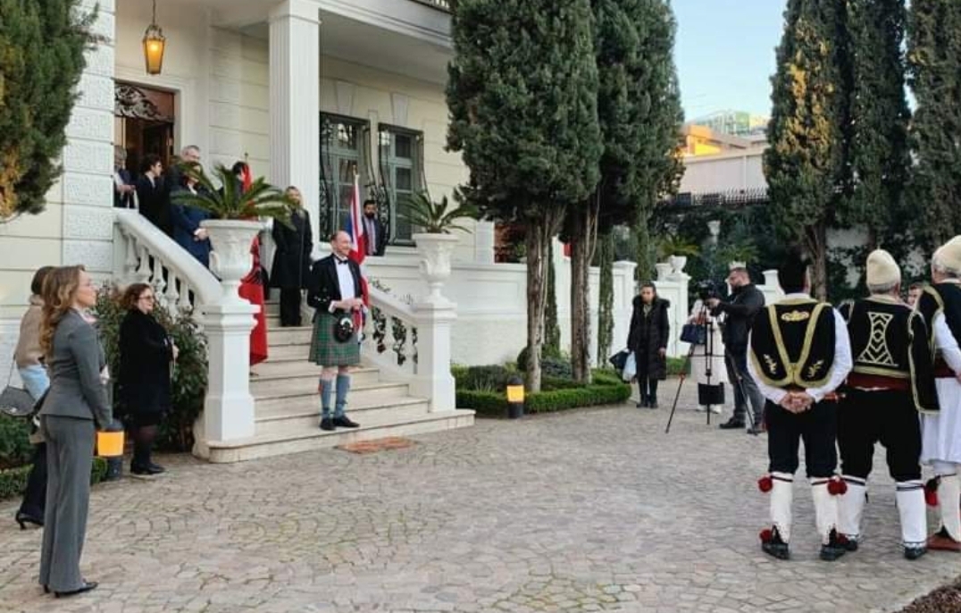 Ambasada Britanike çel ekspozitë për Butrintin me rastin e 100-vjetorit të marëdhënieve diplomatike
