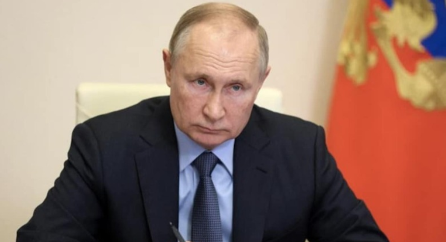 Putin shpall armiqtë e Rusisë, në listë 47 shtete