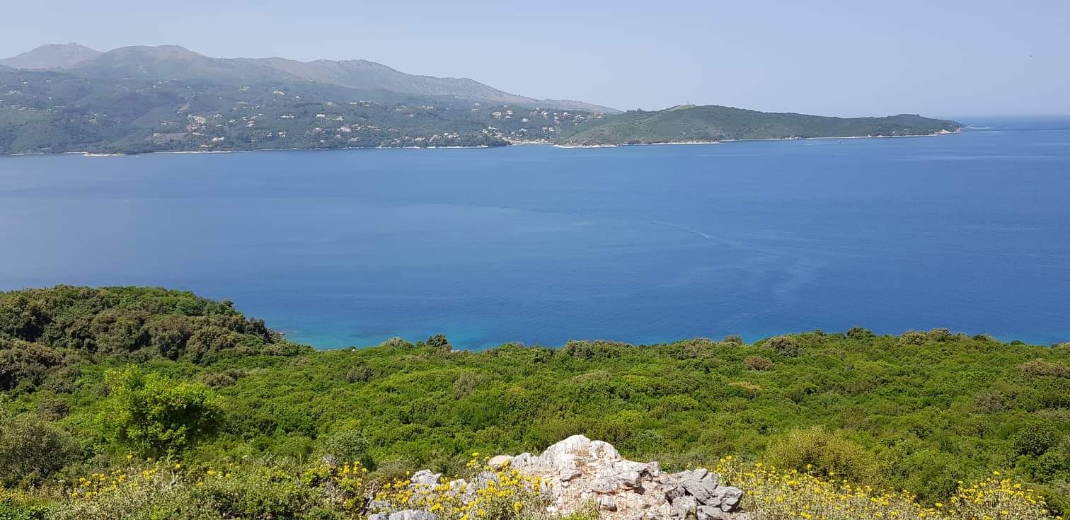 U larguan me pedalon, gjenden në Kanalin e Korfuzit 2 pushueset