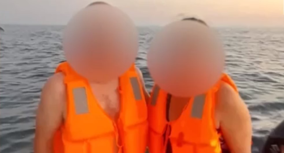 2 turistëve amerikanë bllokohen në shkëmbinj në Gjirin e Filikurit, Policia: I ndihmuam ne