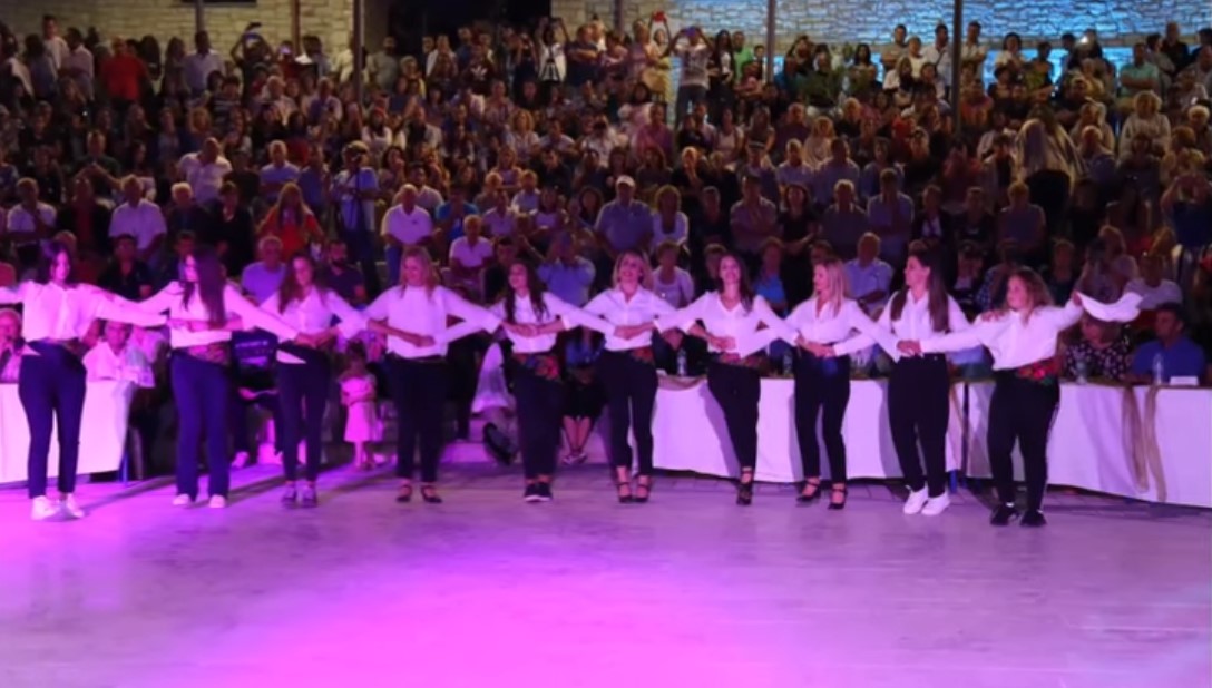 Festivali i këngës dhe valles popullore në Livadhja