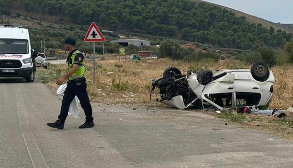 Po ktheheshin nga dasma: automjeti del nga rruga, 1 humb jetën dhe 2 në spital