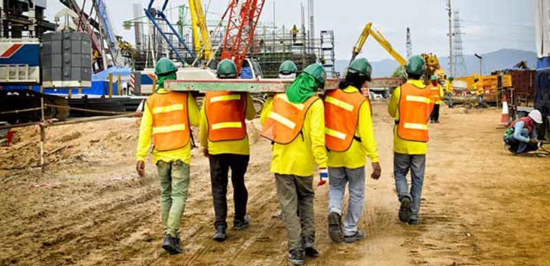 Kompani ndërtimi në Sarandë kërkon punonjës për betone dhe suva