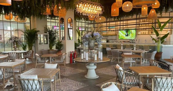 Njoftim punësimi për staf në Restorant të ri në Shëtitoren e Sarandës