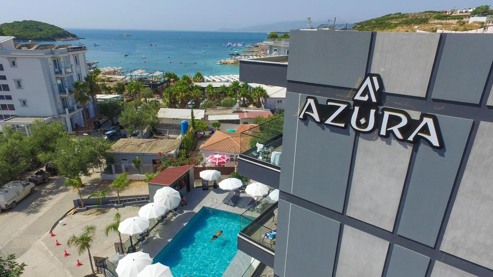 Azura Hotel në Ksamil kërkon Punonjëse Kuzhine për mëngjeset. Me akomodim