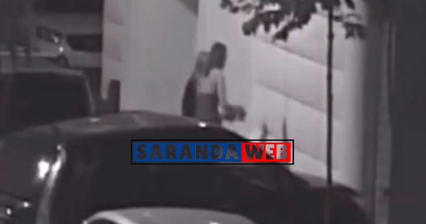 Akt vand.alizmi në një hotel në Sarandë nga 2 vajza të reja &#8211; VIDEO