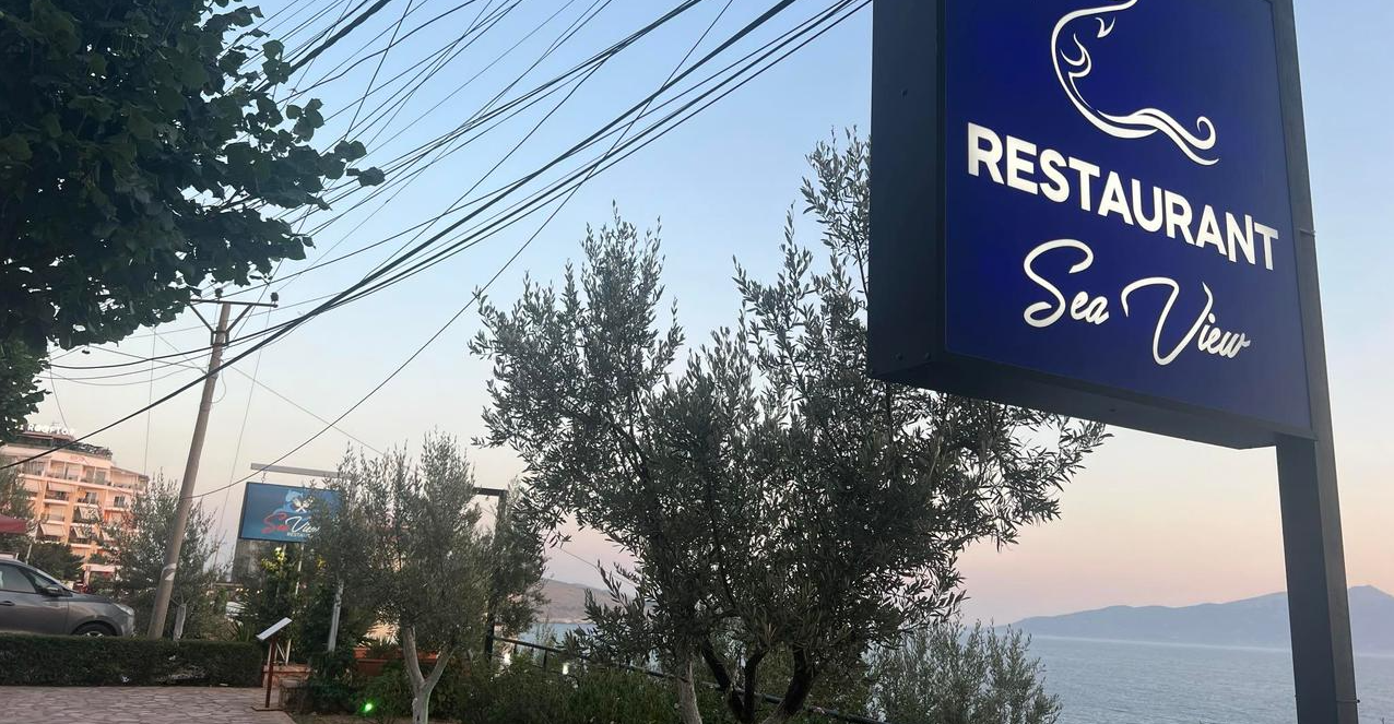 Restaurant Sea View në Sarandë kërkon të punësojë Ndihmës Kamarier/e dhe Hostess