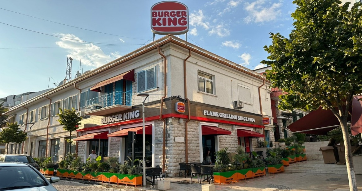 BURGER KING® kërkon STAF RESTORANTI për pikën e re në Sarandë