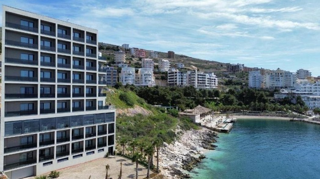 NJOFTIM PUNËSIMI në Joelle Hotel në Sarandë