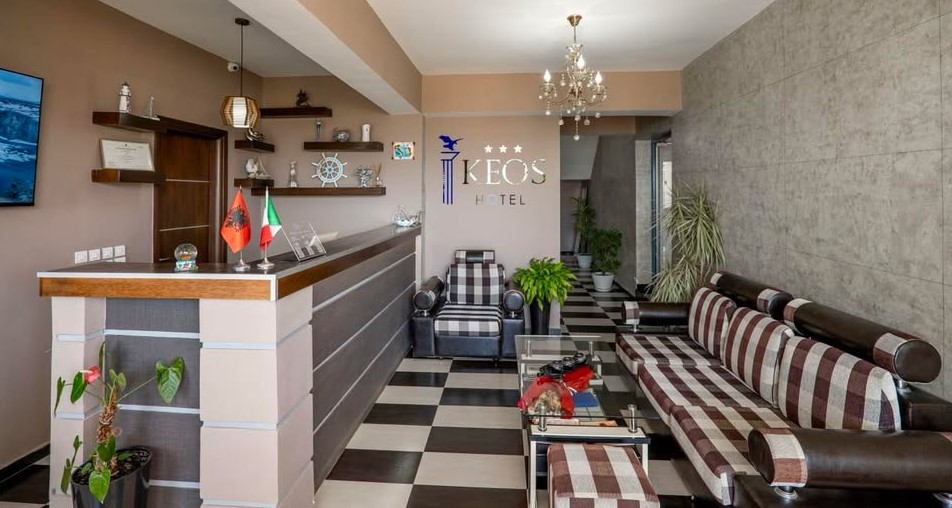 Hotel KEOS në Sarandë kërkon të punësojë Recepsionist/e
