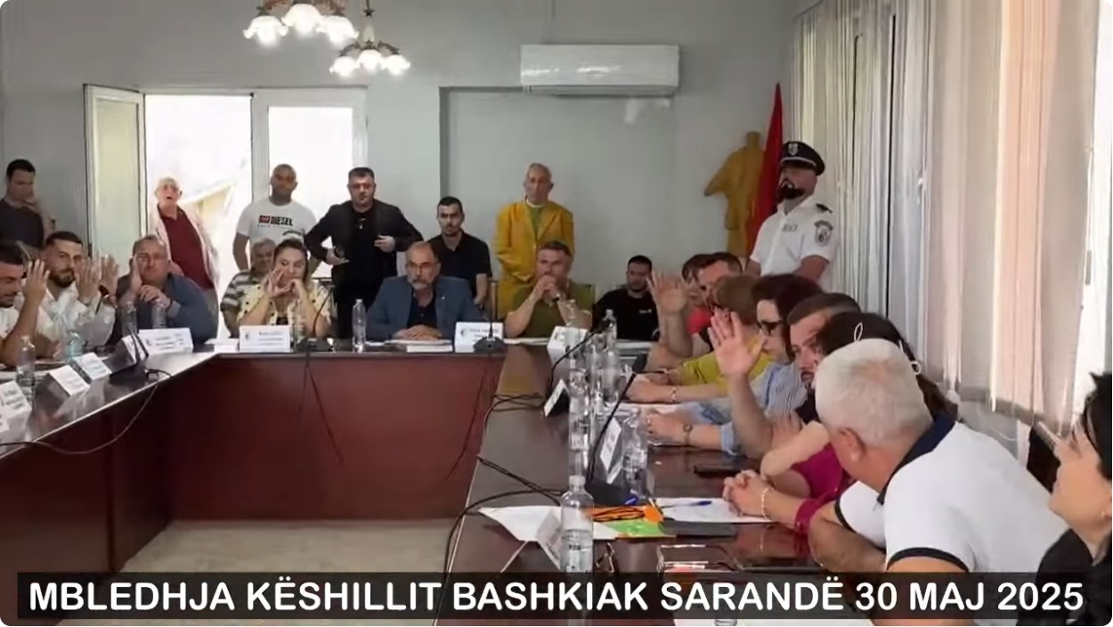 Miratohet me 19 vota pro marrëveshja me FSHZH – përjashtohen 2 këshilltarët nga PLL, reagon Matilda Qurku