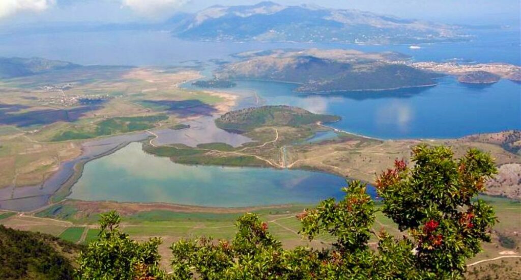 Oligarkët hedhin sytë nga Vrina për resorte turistike pranë qytetit antik të Butrintit VRINA XARRA BUTRINTI