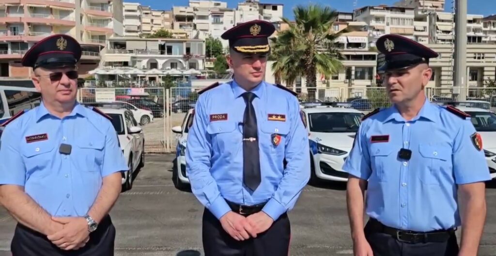 Ilir Proda inspekton në Sarandë masat për sigurinë gjatë sezonit turistik
