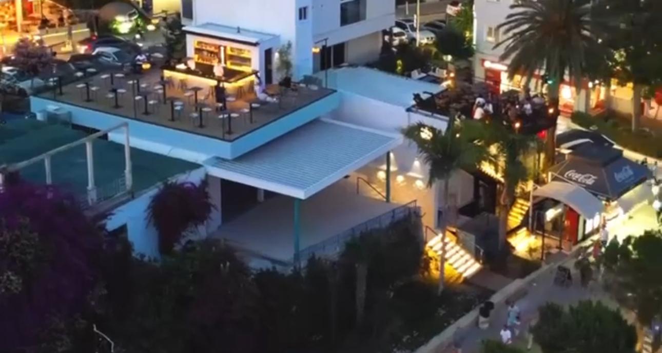 Njoftim pune për Kamarier/e, Banakier/e dhe Hostes në Medusa Lounge Terrace