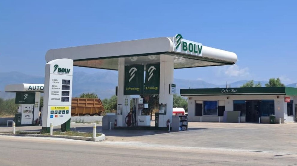 Karburanti BOLV (Sarandë dhe Çukë) kërkon 3 Shitës karburanti dhe Banakier për lokal