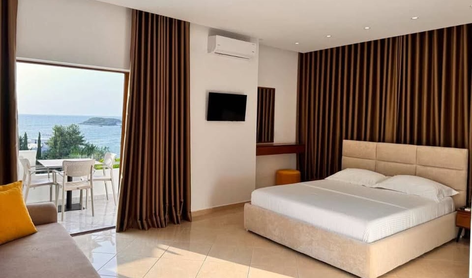 Hotel DINE në Ksamil kërkon Punonjëse pastrimi (sanitare)