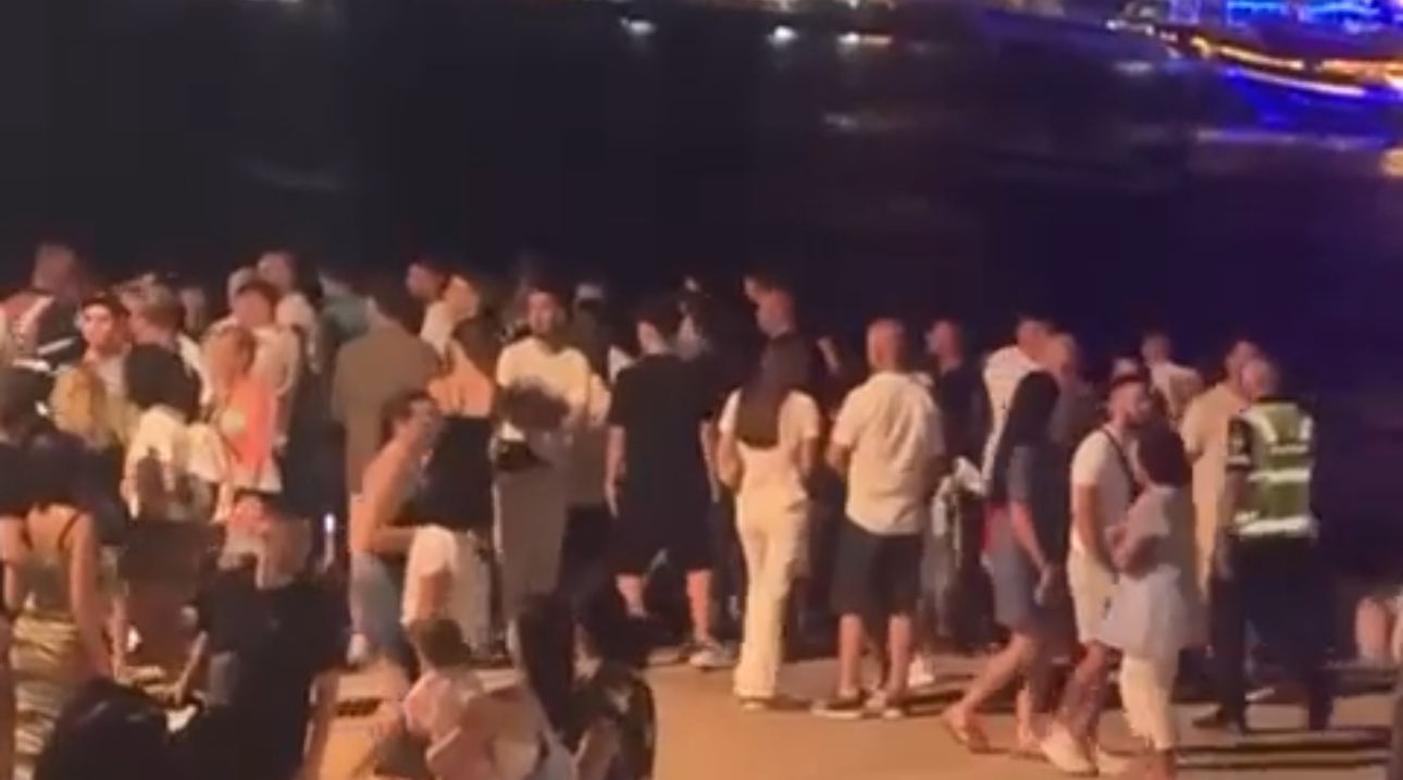 Spektakël ndjekjeje në qytet: Hidhet në det për t’i shpëtuar policisë, por arrestohet nga kufitarët me skaf