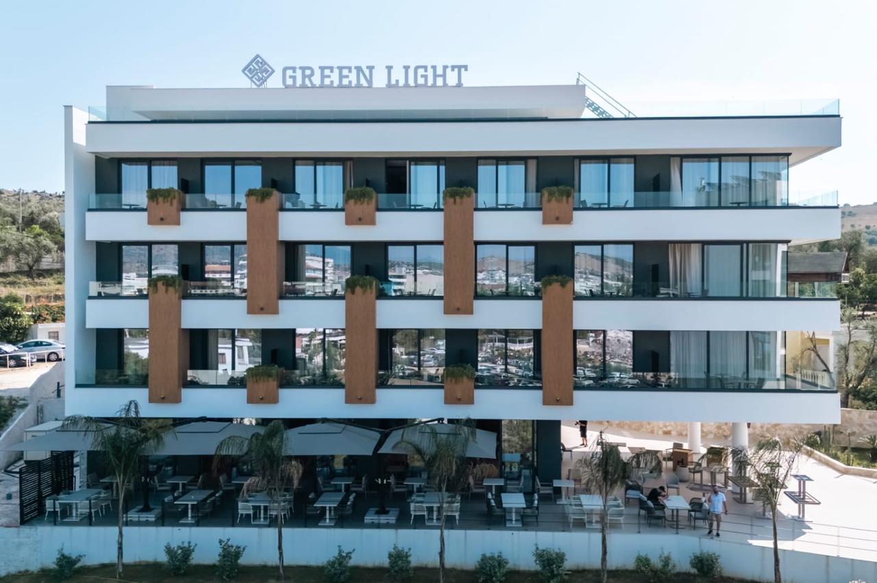 Hotel “Green Light” në Ksamil kërkon Recepsionist Turni i Tretë. Ofrohet akomodim