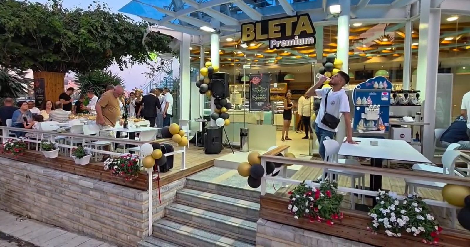 Pasticeri Bleta Premium në Sarandë kërkon të zgjerojë stafin