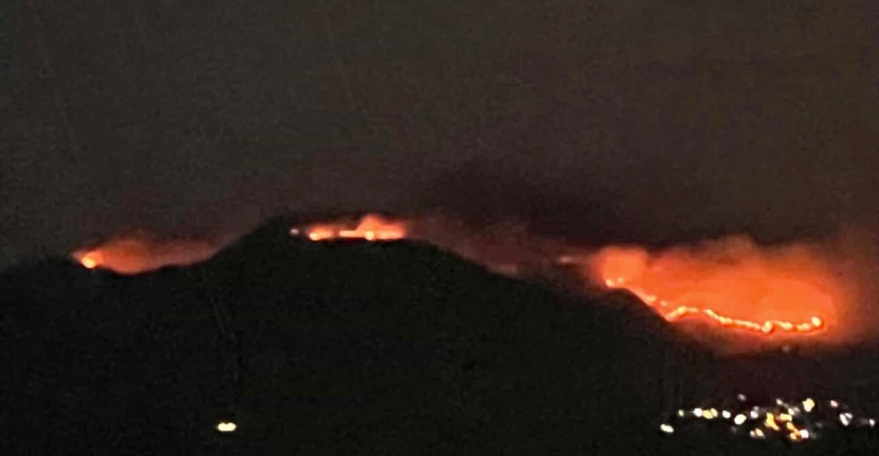 Nata e tretë e zjarrit në Dhivër: Flakët përparojnë drejt Memoraqit, Dërmishit, Navaricës dhe Rumanxasë