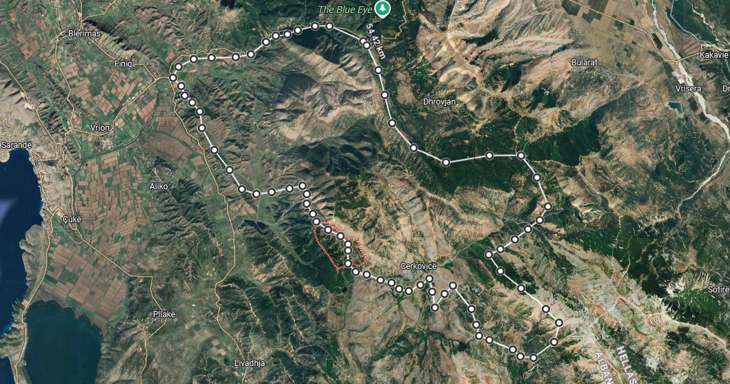 Dita e shtatë e zjarreve në Finiq: Dhjetëra shtëpi, mijëra ullinj dhe vreshta të djegura
