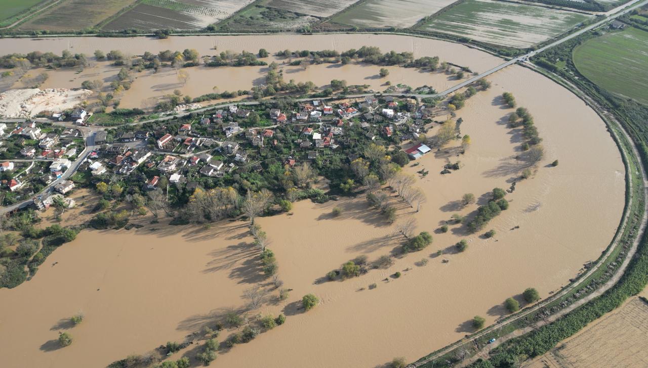 Argjinaturat çahen, përmbytje masive në Çukë, Konispol dhe Shalës &#8211; VIDEO