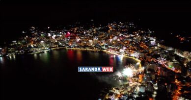 Saranda priti Vitin e Ri 2026 me spektakël fishekzjarresh dhe atmosferës festive
