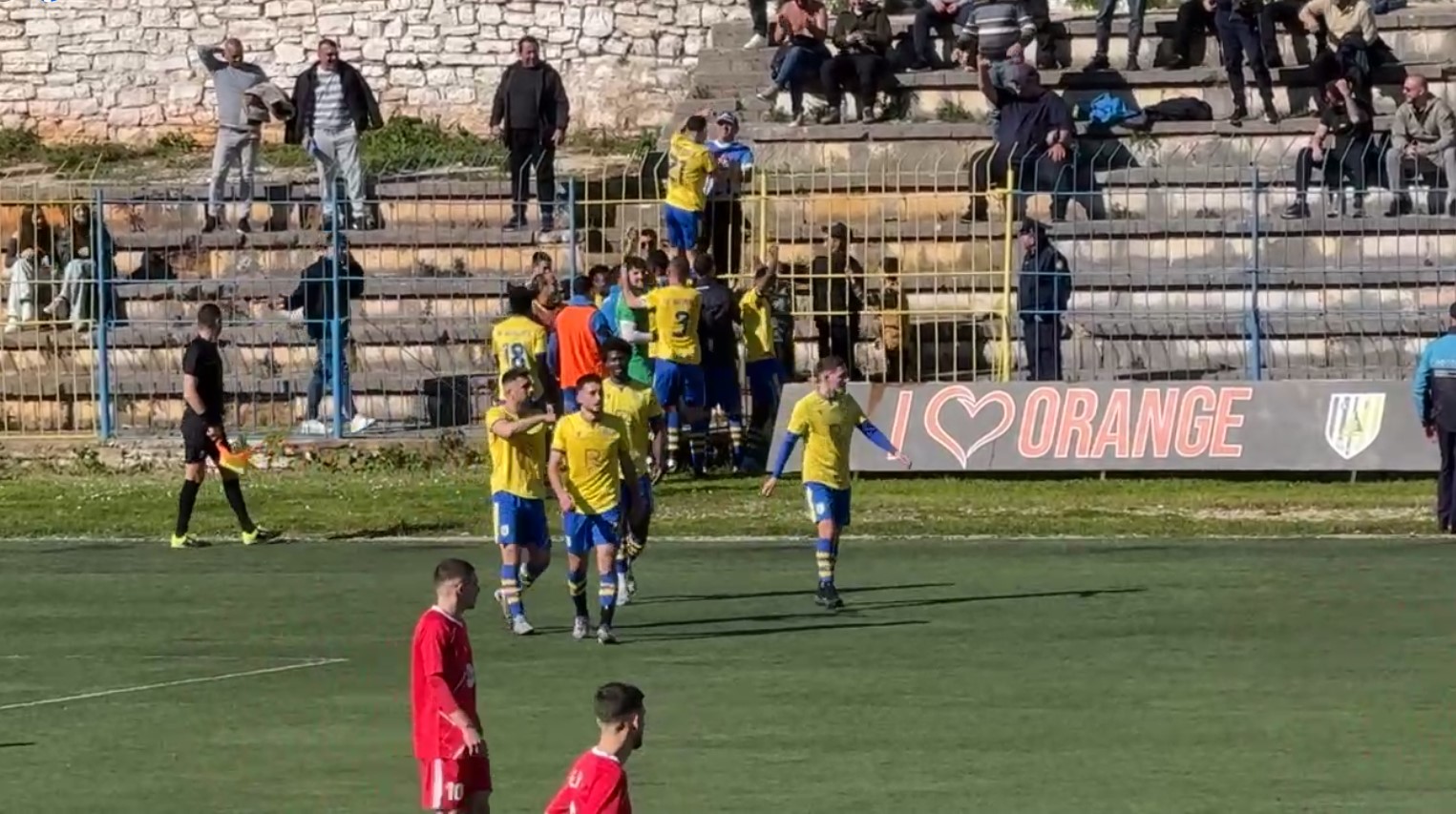Butrinti fiton 3-0 ndaj Eagle, mbetet në garë për kreun – VIDEO