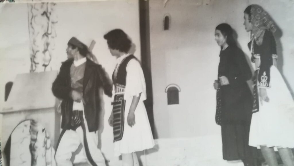 Rikthimi i Teatrit në Shkollë – Një Thirrje për Bashkinë, Zyrën Arsimore dhe Gjimnazin “Hasan Tahsini” në Sarandë Vangjel agora