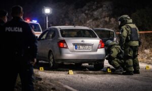 Parandalohet shpërthimi i një automjeti në Vrinë, shoferi pikas eksplozivin gjatë lëvizjes