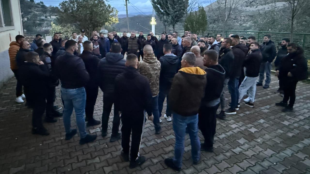 Rinia në Shalës krijon Shoqatë, në fokus e sotmja dhe e ardhmja e fshatit – VIDEO