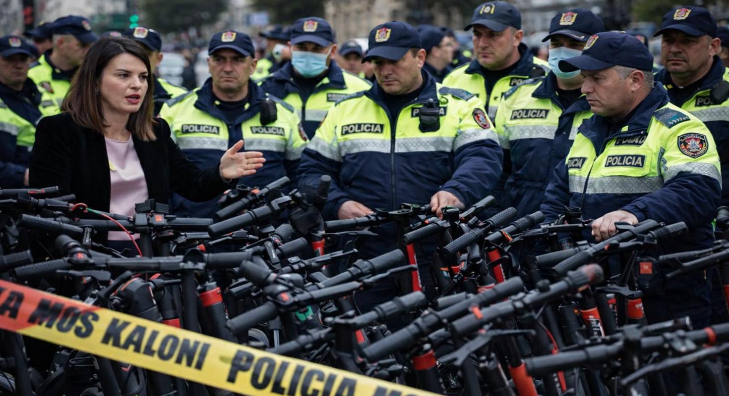 Ministrja e Brendshme: Monopatinat do të lejohen sërish, por me rregullore dhe masa sigurie