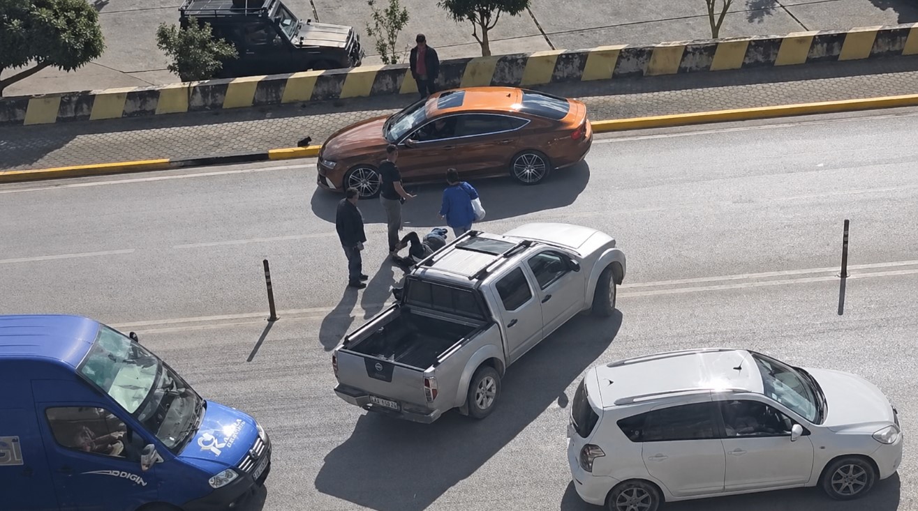 Aksident në hyrje të Sarandës, i moshuari përplaset nga automjeti që kthehej kundravajtje