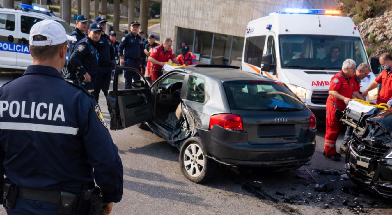 Aksident në hyrje të Sarandës, një i plagosur dërgohet për mjekim në Tiranë