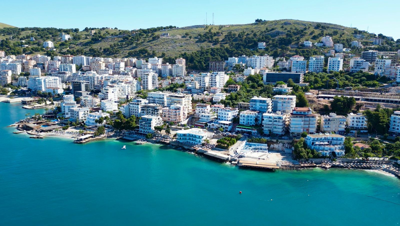IKMT aksion për prishjen e Coba Cabana në Sarandë, avokati kundërshton ndërhyrjen