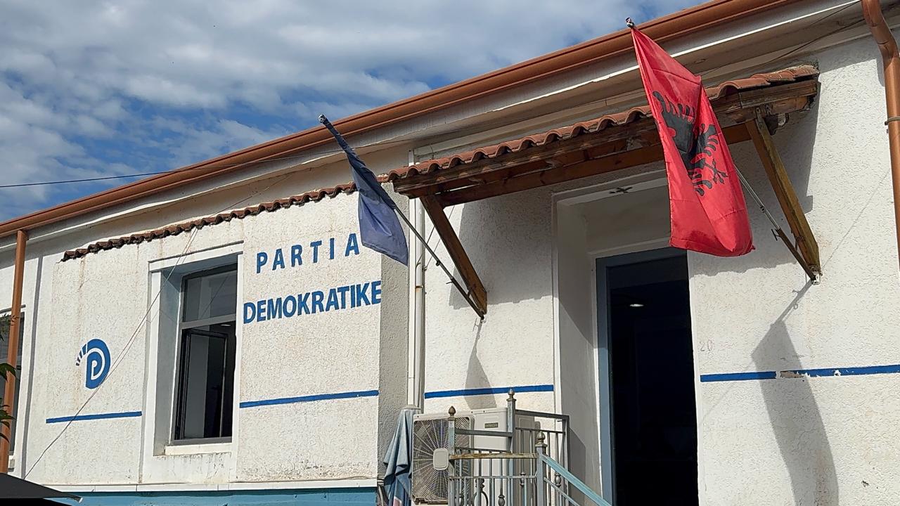 Referendumi për Sali Berishën brenda Partisë Demokratike në Sarandë