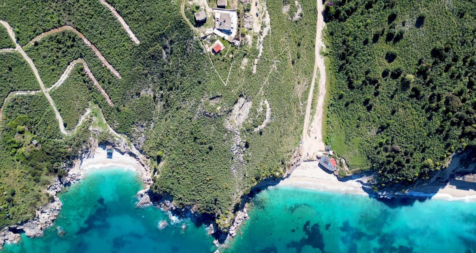 Do t’i mbrojmë me jetën tonë – Revolta e banorëve në Manastir, te plazhi Pasqyra
